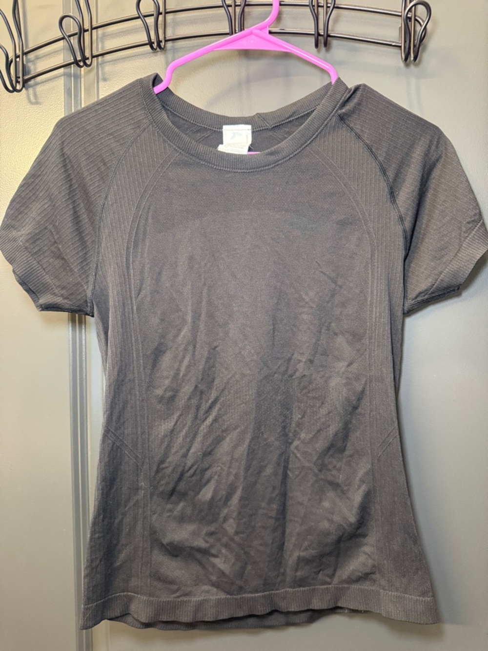 Old Navy Fluid Seamless Fitted T-Shirt